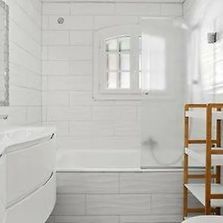 Hébergement de vacances By Interhome Les Issambres
